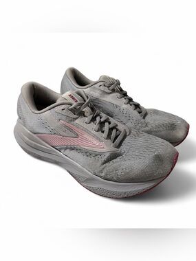 Womens Brooks Adrenaline GTS 24 Alloy White Zephyr Running Shoes Size 9.5 Wide